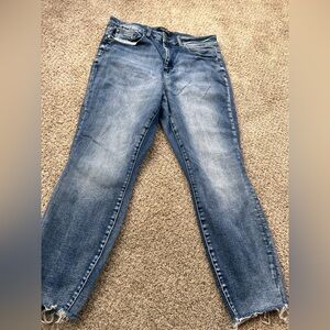 Judy Blue Straight Leg Jeans in Classic Blue